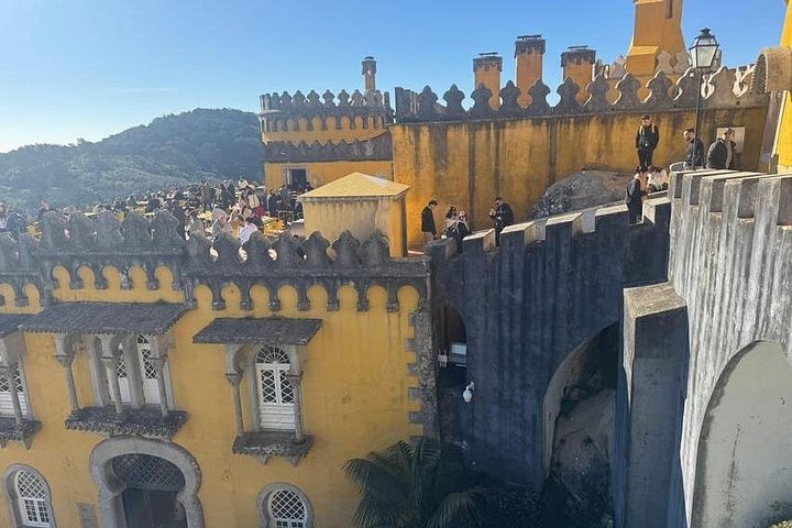 リスボン近郊のシントラの宮殿、カスカイスの海岸線、ペーナ宮殿のカラフルな建築を巡る景観ツアー、写真9 | wizardtrip