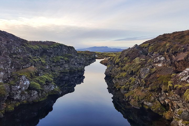 Snorkel mellem tektoniske plader i Islands Silfra-kløft, nyd krystalklart vand og modtag professionelle fotos, foto 8 | wizardtrip