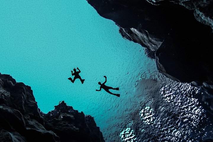 Snorkel mellem tektoniske plader i Islands Silfra-kløft, nyd krystalklart vand og modtag professionelle fotos, foto 9 | wizardtrip