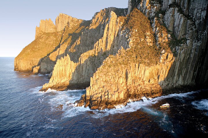 Heldagstur fra Hobart, der udforsker Tasman-halvøen til søs og besøger Port Arthur, foto 6 | wizardtrip