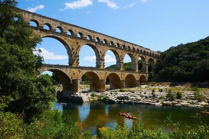 Heldagstur, der udforsker Provence's landsbyer på bakketoppe, romerske steder og lavendelmarker, foto 7 | wizardtrip