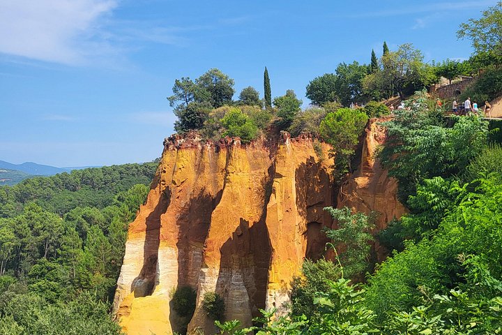 Heldagstur, der udforsker Provence's landsbyer på bakketoppe, romerske steder og lavendelmarker, foto 9 | wizardtrip