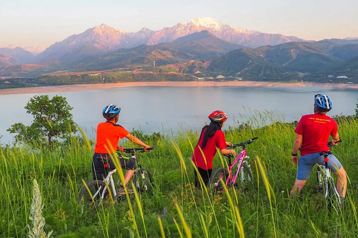 Ganztägige Bergtour von Taschkent nach Amirsoy, Chimgan und zum Charvak-See, Foto 9 | wizardtrip