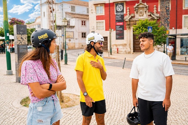 Elektrische fietstocht door de historische straten van Lissabon, met bezienswaardigheden en schilderachtige uitzichtpunten, foto 6 | wizardtrip