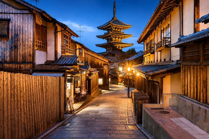 Privat biltur som utforsker Kyotos templer, bambusskoger og historiske gater, foto 6 | wizardtrip