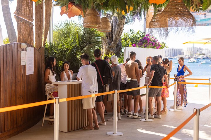 Tour de pool party e club em Ibiza com entrada em O Beach e Eden Club, foto 16 | wizardtrip