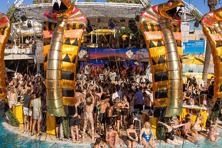 Tour de pool party e club em Ibiza com entrada em O Beach e Eden Club, foto 18 | wizardtrip