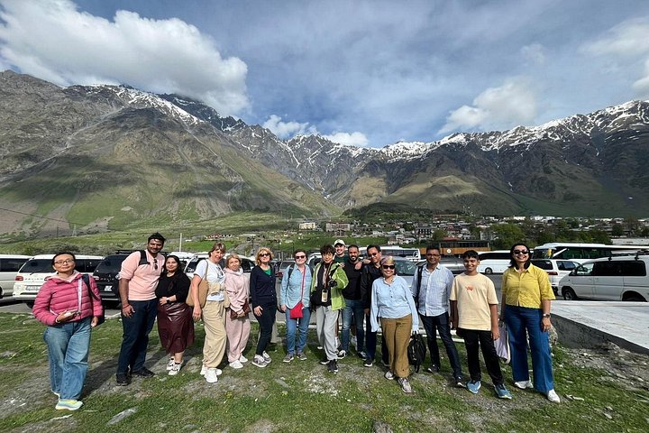 Gita panoramica di un giorno da Tbilisi a Kazbegi, con montagne, fortezze e fiumi, foto 20 | wizardtrip
