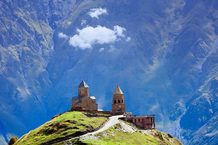 Gita panoramica di un giorno da Tbilisi a Kazbegi, con montagne, fortezze e fiumi, foto 21 | wizardtrip