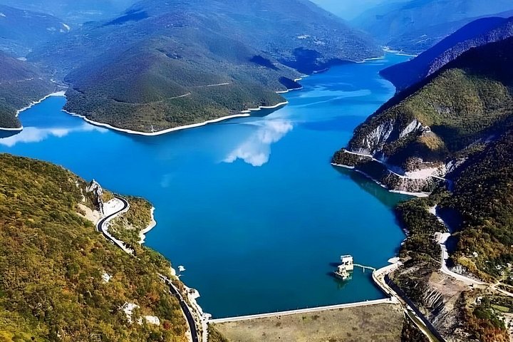 Gita panoramica di un giorno da Tbilisi a Kazbegi, con montagne, fortezze e fiumi, foto 22 | wizardtrip