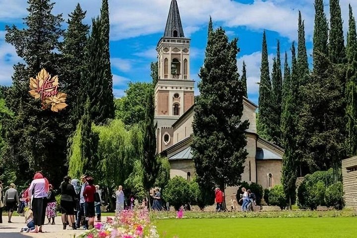 Naturskjønn tur i Kakheti-regionen, Georgia, med Sighnaghi, Bodbe-klosteret og vinsmaking, foto 17 | wizardtrip