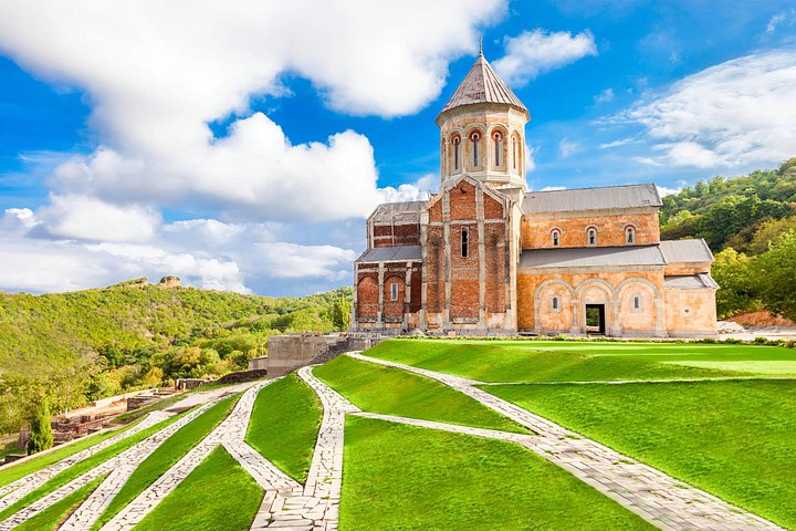 Naturskjønn tur i Kakheti-regionen, Georgia, med Sighnaghi, Bodbe-klosteret og vinsmaking, foto 31 | wizardtrip