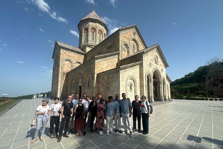 Naturskjønn tur i Kakheti-regionen, Georgia, med Sighnaghi, Bodbe-klosteret og vinsmaking, foto 42 | wizardtrip
