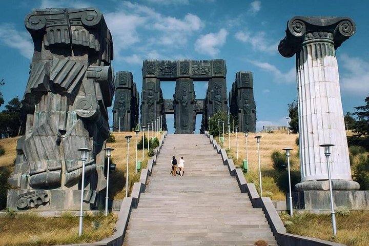 Naturskjønn tur i Kakheti-regionen, Georgia, med Sighnaghi, Bodbe-klosteret og vinsmaking, foto 45 | wizardtrip