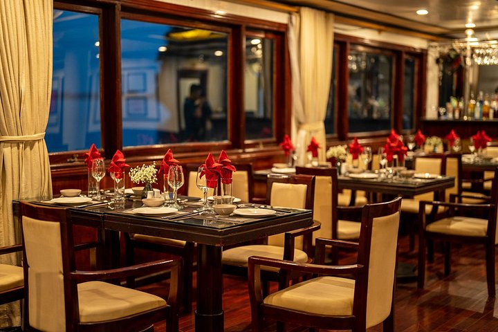 All-inclusive cruise-ervaring in de serene Bai Tu Long Bay, Vietnam, met kajakken en schilderachtige uitzichten, foto 8 | wizardtrip