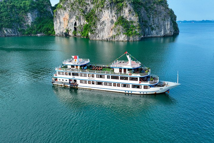 All-inclusive cruise-ervaring in de serene Bai Tu Long Bay, Vietnam, met kajakken en schilderachtige uitzichten, foto 23 | wizardtrip
