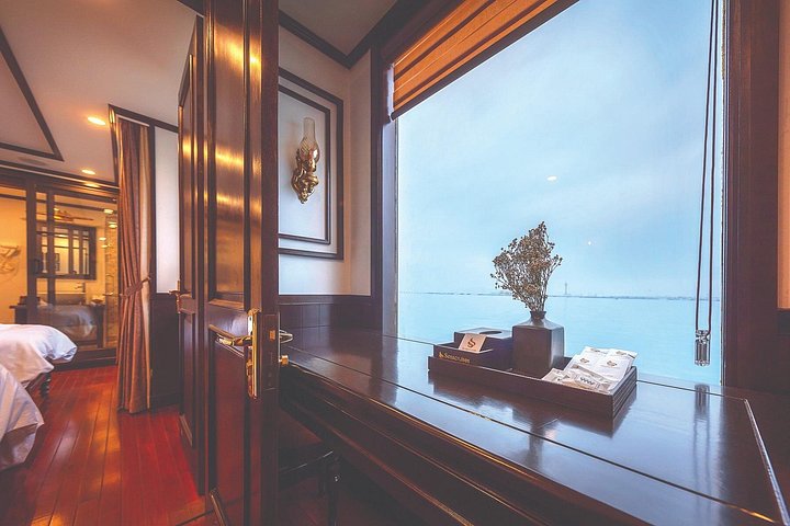 ハロン湾とランハー湾の素晴らしいカルスト地形を航行する豪華なブティッククルーズ、写真16 | wizardtrip