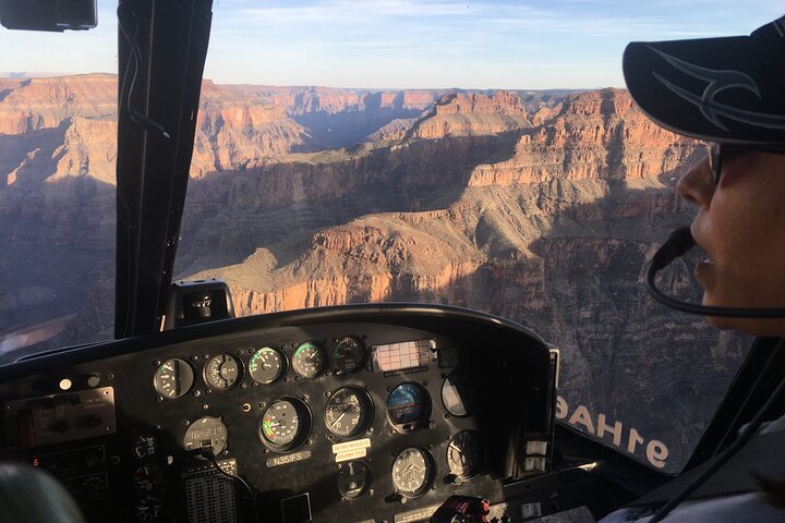 Helikoptertur over Grand Canyon med landing på en Western Ranch og utsikt over Las Vegas, foto 9 | wizardtrip