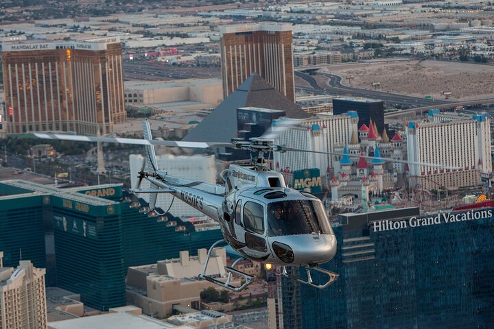 Luxury helicopter tour over the Grand Canyon West Rim from Las Vegas, photo 11 | wizardtrip