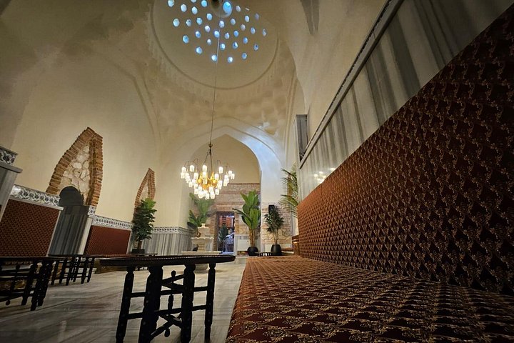 Ervaar een traditioneel Turks bad in het historische Gedikpasa Hamami in Istanbul, met marmeren interieurs en ontspannende rituelen, foto 11 | wizardtrip