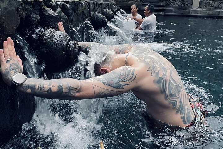 Explora el corazón cultural de Ubud: Bosque de Monos, arrozales, cascadas y templos en un tour guiado, foto 18 | wizardtrip