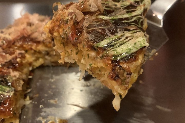 Tour gastronómico guiado por Osaka con diversos platos japoneses e izakayas locales, foto 18 | wizardtrip
