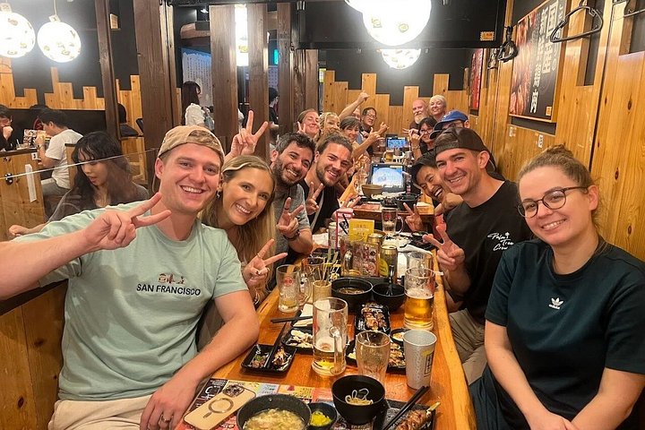 Tour gastronómico guiado por Osaka con diversos platos japoneses e izakayas locales, foto 19 | wizardtrip