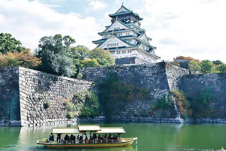 Visita guiada ao Castelo de Osaka, explorando sua história, defesas e vistas panorâmicas da cidade, foto 10 | wizardtrip
