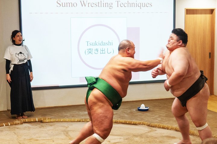 Experimenta la intensidad del sumo en Osaka con demostraciones en vivo y participación del público, foto 11 | wizardtrip