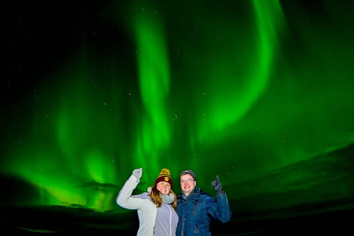 Vivi la magia dell'aurora boreale in un tour 4x4 da Reykjavik, con cioccolata calda e pasticcini, foto 12 | wizardtrip
