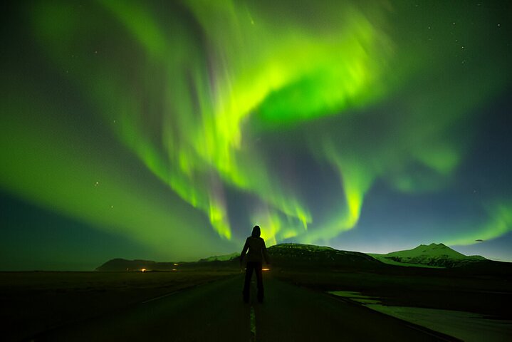 Vivi la magia dell'aurora boreale in un tour 4x4 da Reykjavik, con cioccolata calda e pasticcini, foto 13 | wizardtrip