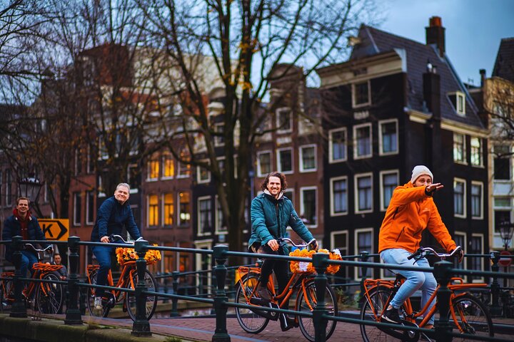 Guidad cykeltur som utforskar Amsterdams historiska kanaler, landmärken och parker, foto 20 | wizardtrip