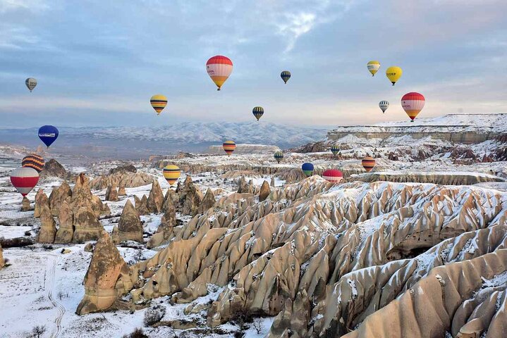 Volo in mongolfiera sopra le valli uniche della Cappadocia all'alba, foto 23 | wizardtrip