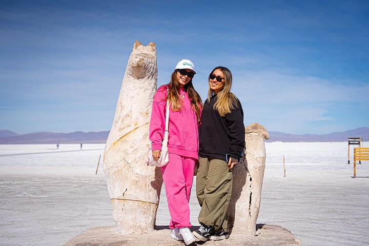 Schilderachtige tour van de Salinas Grandes zoutvlakten en het dorp Purmamarca in Salta, Argentinië, foto 9 | wizardtrip