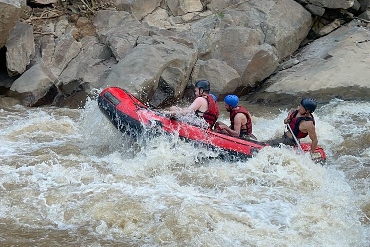 Geniet van een dag vol avontuur met de Sticky Waterfall, ATV-ritten en wildwaterraften nabij Chiang Mai, foto 8 | wizardtrip