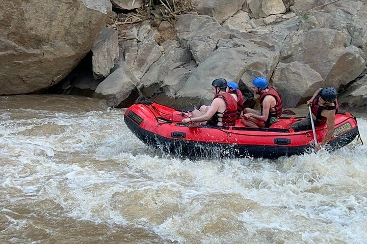 Geniet van een dag vol avontuur met de Sticky Waterfall, ATV-ritten en wildwaterraften nabij Chiang Mai, foto 9 | wizardtrip