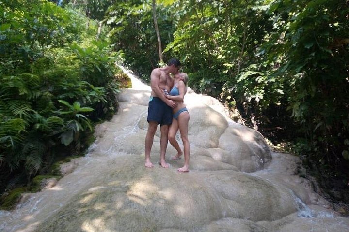 Geniet van een dag vol avontuur met de Sticky Waterfall, ATV-ritten en wildwaterraften nabij Chiang Mai, foto 22 | wizardtrip