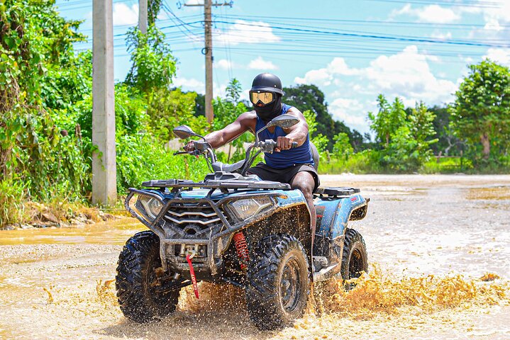 Passeio de aventura de buggy e quadriciclo em Punta Cana, na República Dominicana, com a praia de Macao e uma caverna, foto 9 | wizardtrip