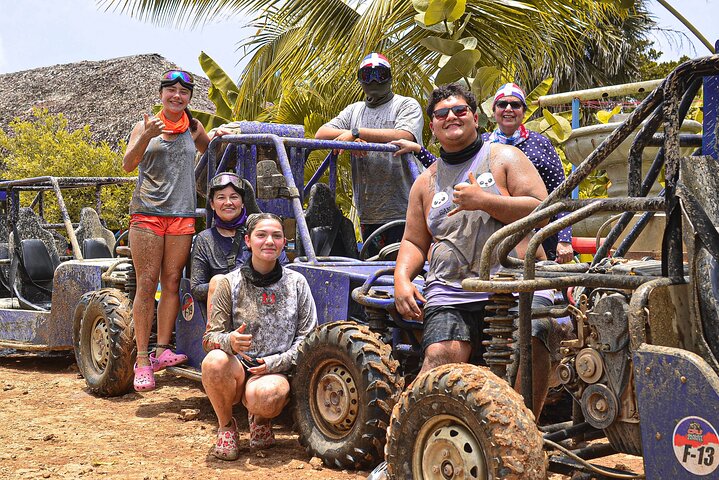 Passeio de aventura de buggy e quadriciclo em Punta Cana, na República Dominicana, com a praia de Macao e uma caverna, foto 17 | wizardtrip