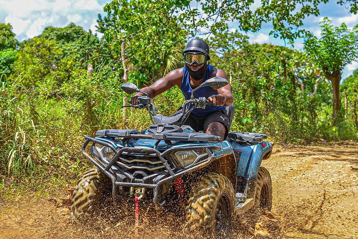 Passeio de aventura de buggy e quadriciclo em Punta Cana, na República Dominicana, com a praia de Macao e uma caverna, foto 26 | wizardtrip