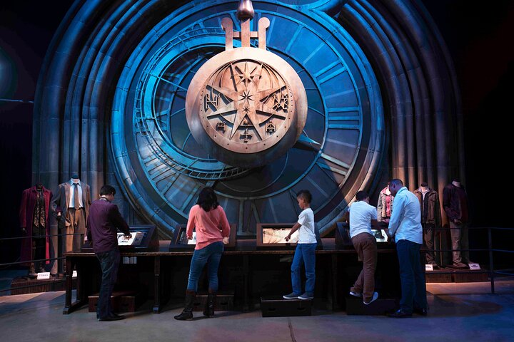 Warner Bros. Studio Tour London - The Making of Harry Potter and Oxford Day Trip | wizardtrip