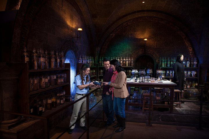 Excursión de un día desde Londres al Warner Bros. Studio Tour London y Oxford, con escenarios de Harry Potter y la Universidad de Oxford, foto 9 | wizardtrip