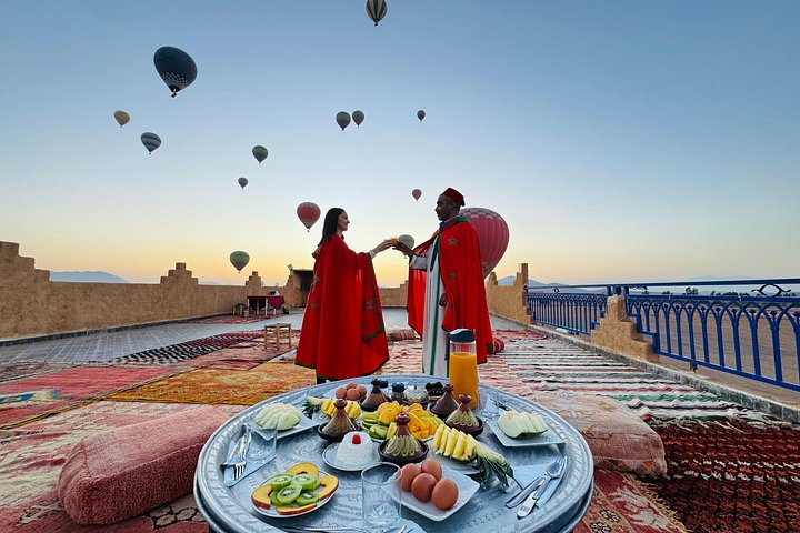 Vol en montgolfière au-dessus de Marrakech au lever du soleil avec petit-déjeuner berbère, photo 16 | wizardtrip