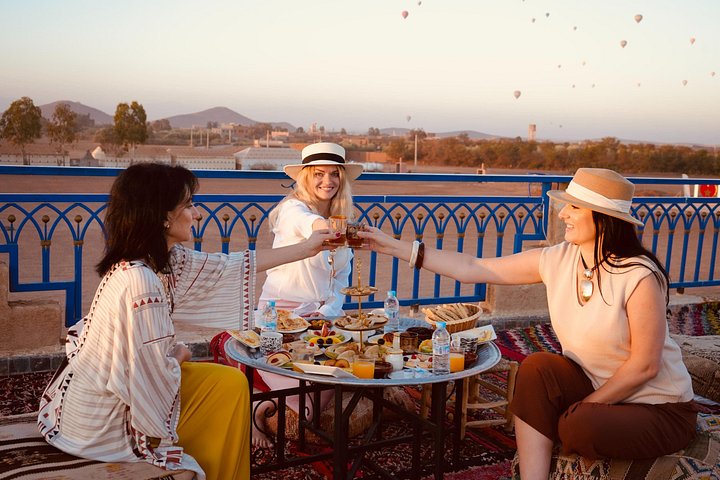 Vol en montgolfière au-dessus de Marrakech au lever du soleil avec petit-déjeuner berbère, photo 18 | wizardtrip