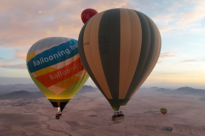 Vol en montgolfière au-dessus de Marrakech au lever du soleil avec petit-déjeuner berbère, photo 19 | wizardtrip
