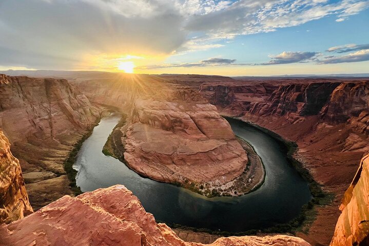 Secret Antelope Canyon and Horseshoe Bend Overlook | wizardtrip
