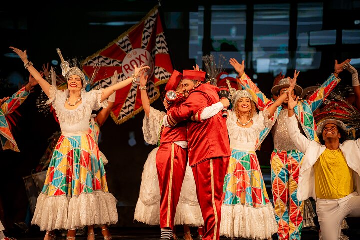 Eine lebhafte Dinner-Show in Rio de Janeiro mit brasilianischer Musik, Tanz und Küche, Foto 13 | wizardtrip