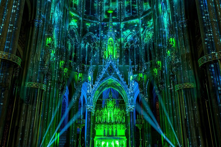 Light of Creation Église Votivkirche | wizardtrip