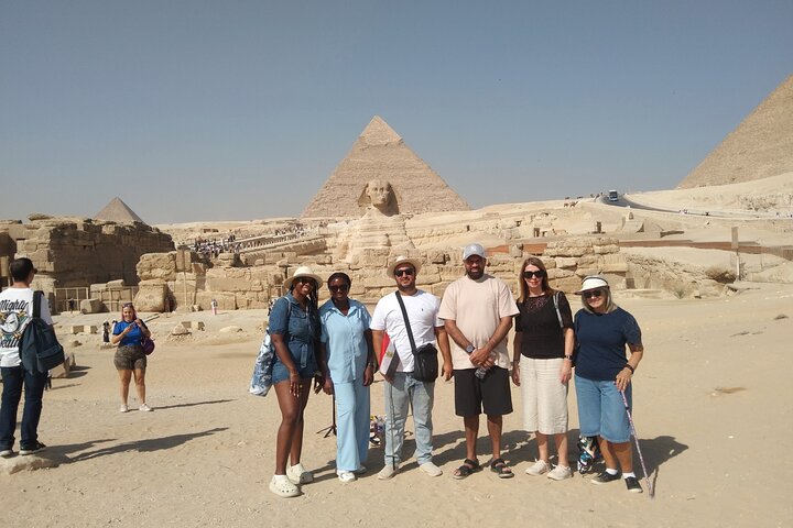 Tour privado de las pirámides de Giza, la Esfinge y el Gran Museo Egipcio en Giza, Egipto, foto 24 | wizardtrip