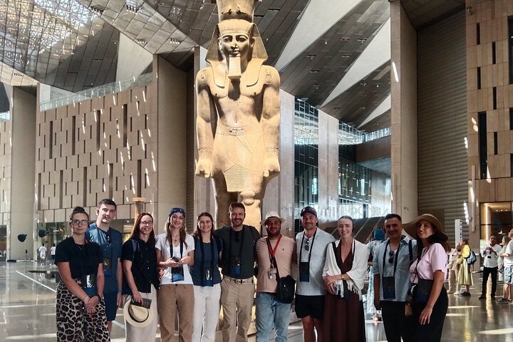 Tour privado de las pirámides de Giza, la Esfinge y el Gran Museo Egipcio en Giza, Egipto, foto 25 | wizardtrip